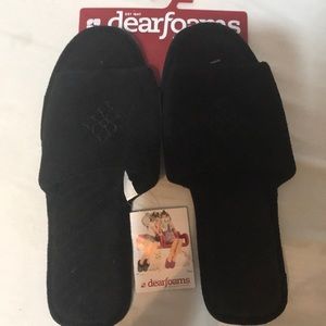 Dearfoams open toe slip on slippers